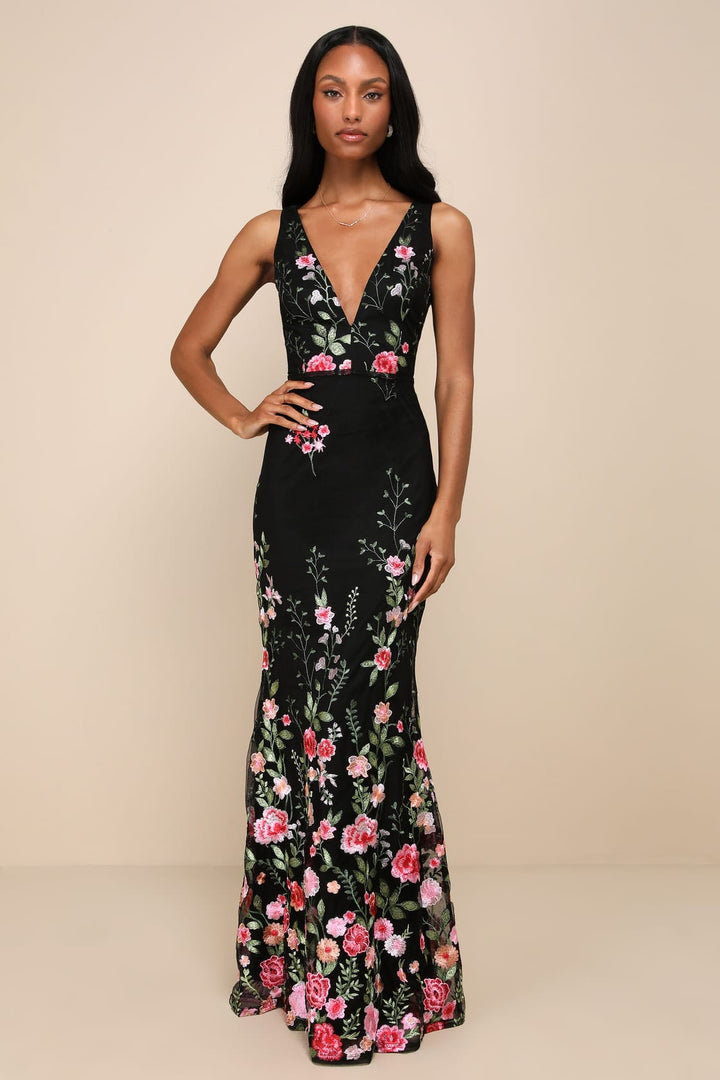 Lulus Women's Black Floral Embroidered Mermaid Maxi Dress