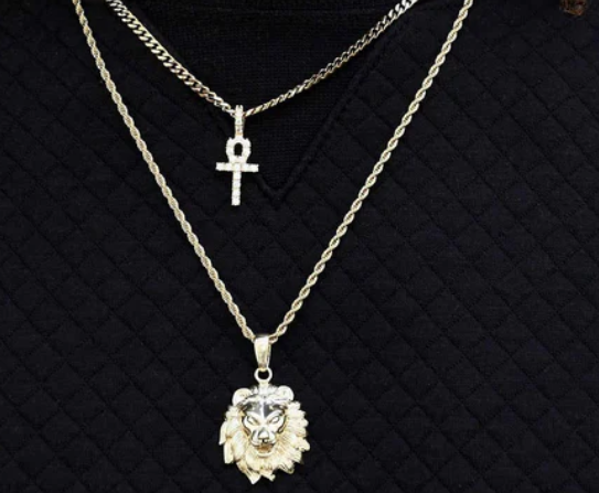 The GLD Shop 2 Chains + 2 Pendants