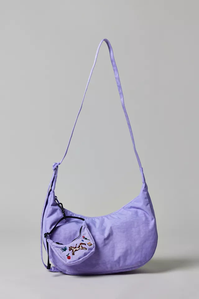 BAGGU Medium Nylon Crescent Bag in Brown/blue Check – Uo Exclusive at Urban Outfitters BAGGU