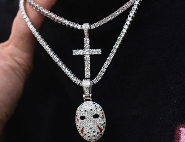 The GLD Shop 2 Chains + 2 Pendants