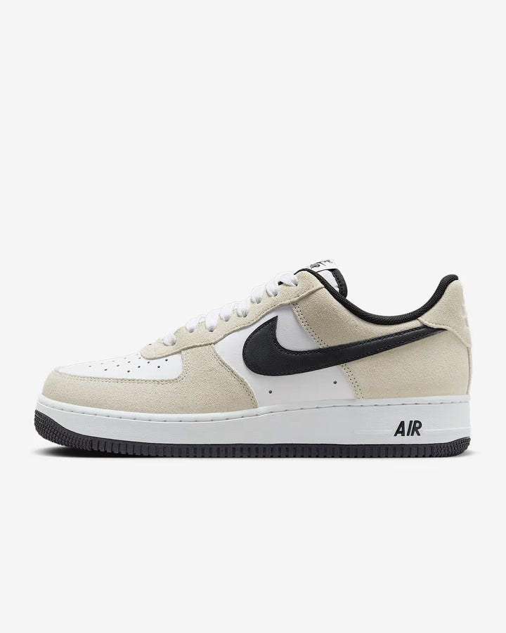 Nike Men's Air Force 1 07 LV8 Shoes