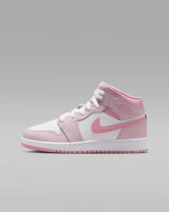 Nike kids Air Jordan 1 Mid SE Shoes