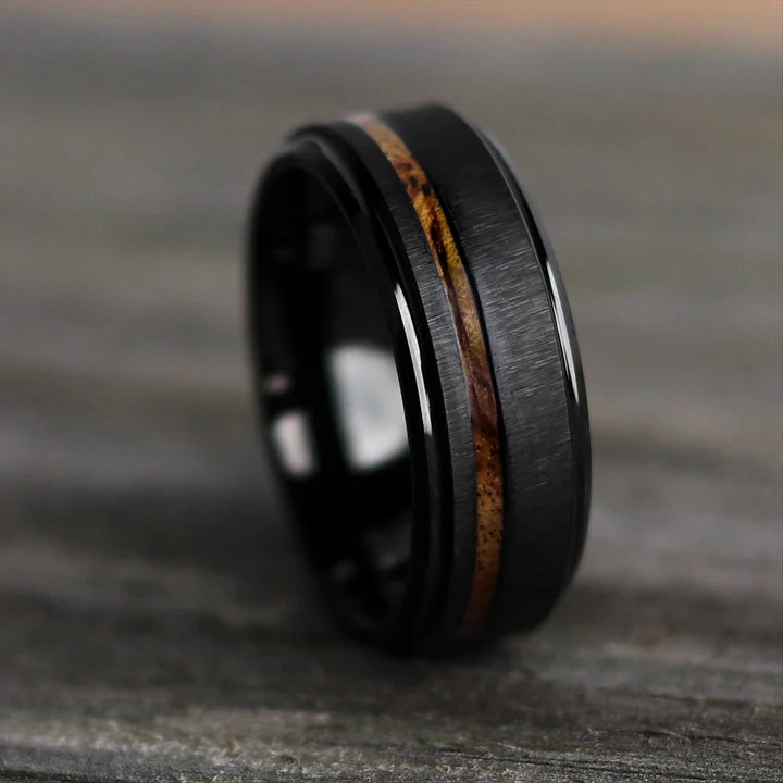 Thorum Men's Wedding Ring