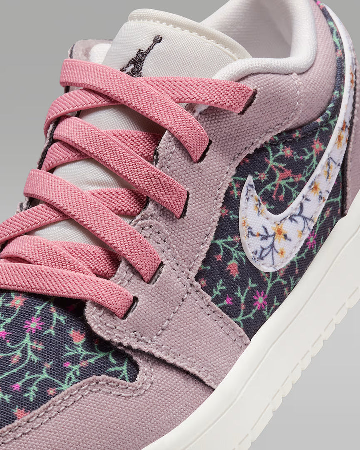 Nike Kids' Air Jordan 1 Low Alt SE Shoes