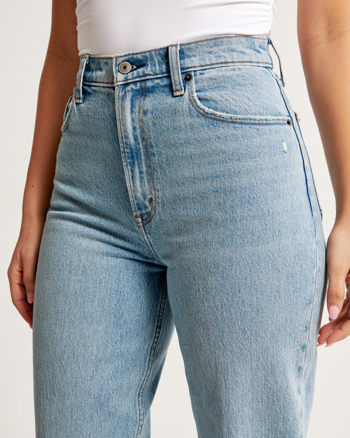 Abercrombie & Fitch Women’s Curve Love Ultra High-Rise 90s Straight Short Jeans