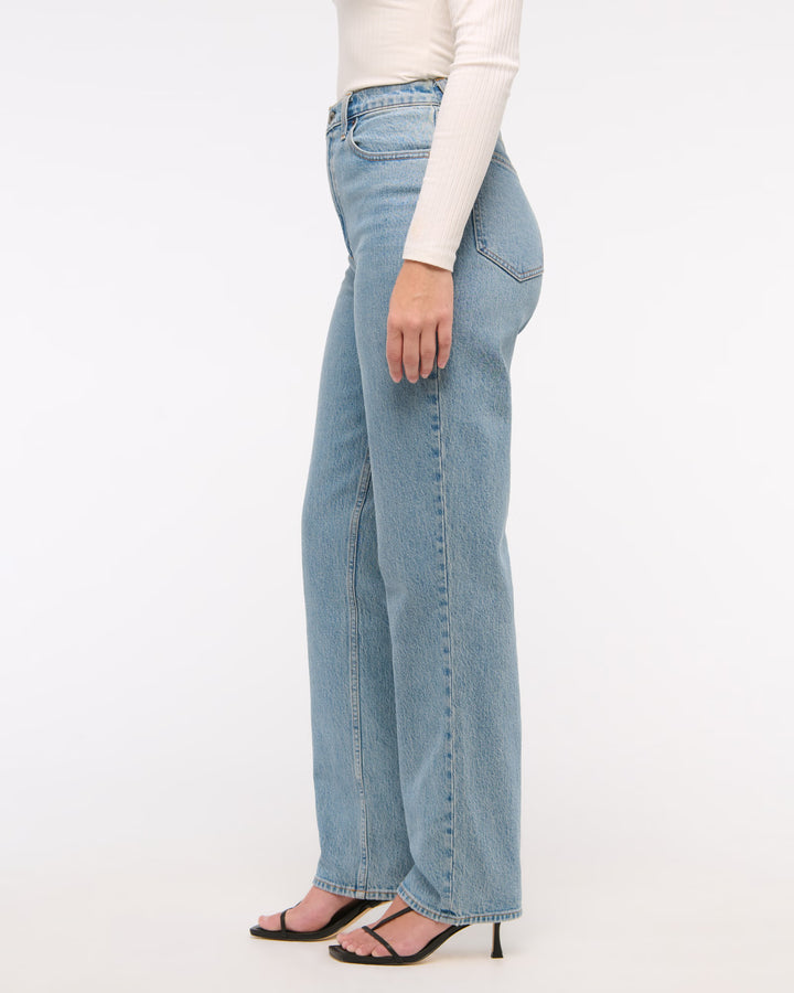 Abercrombie & Fitch Women’s Curve Love Ultra High-Rise 90s Straight Short Jeans