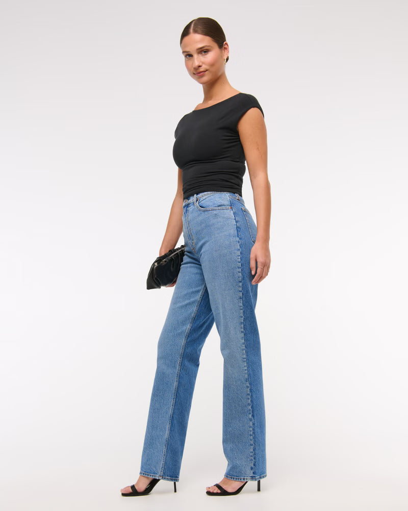 Abercrombie & Fitch Women’s Curve Love Ultra High-Rise 90s Straight Short Jeans