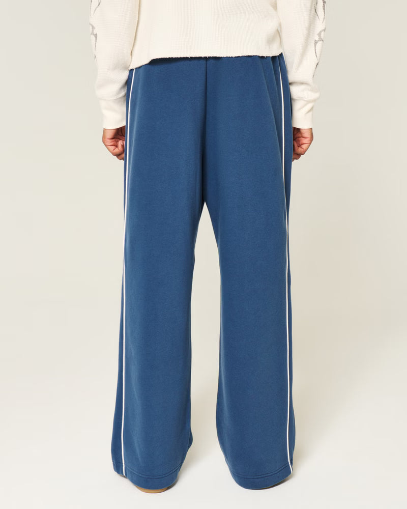 Hollister Men’s Baggy Sweatpants