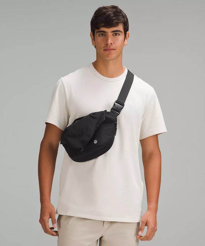 lululemon Women Curved Crossbody Bag 3L