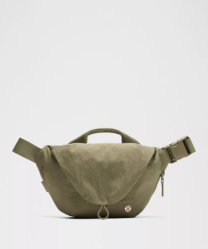 lululemon Women Curved Crossbody Bag 3L