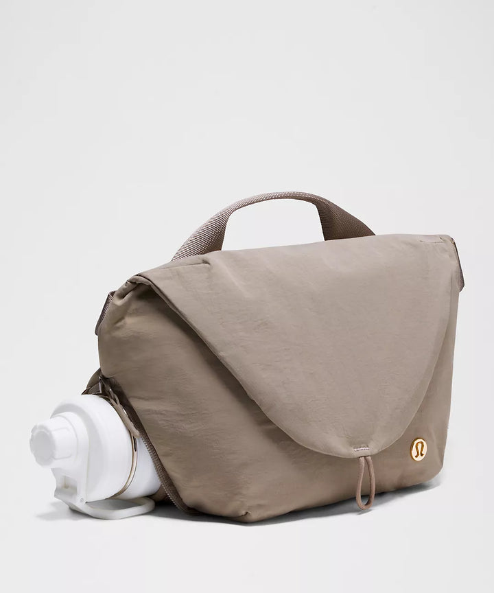 lululemon Women Curved Crossbody Bag 3L