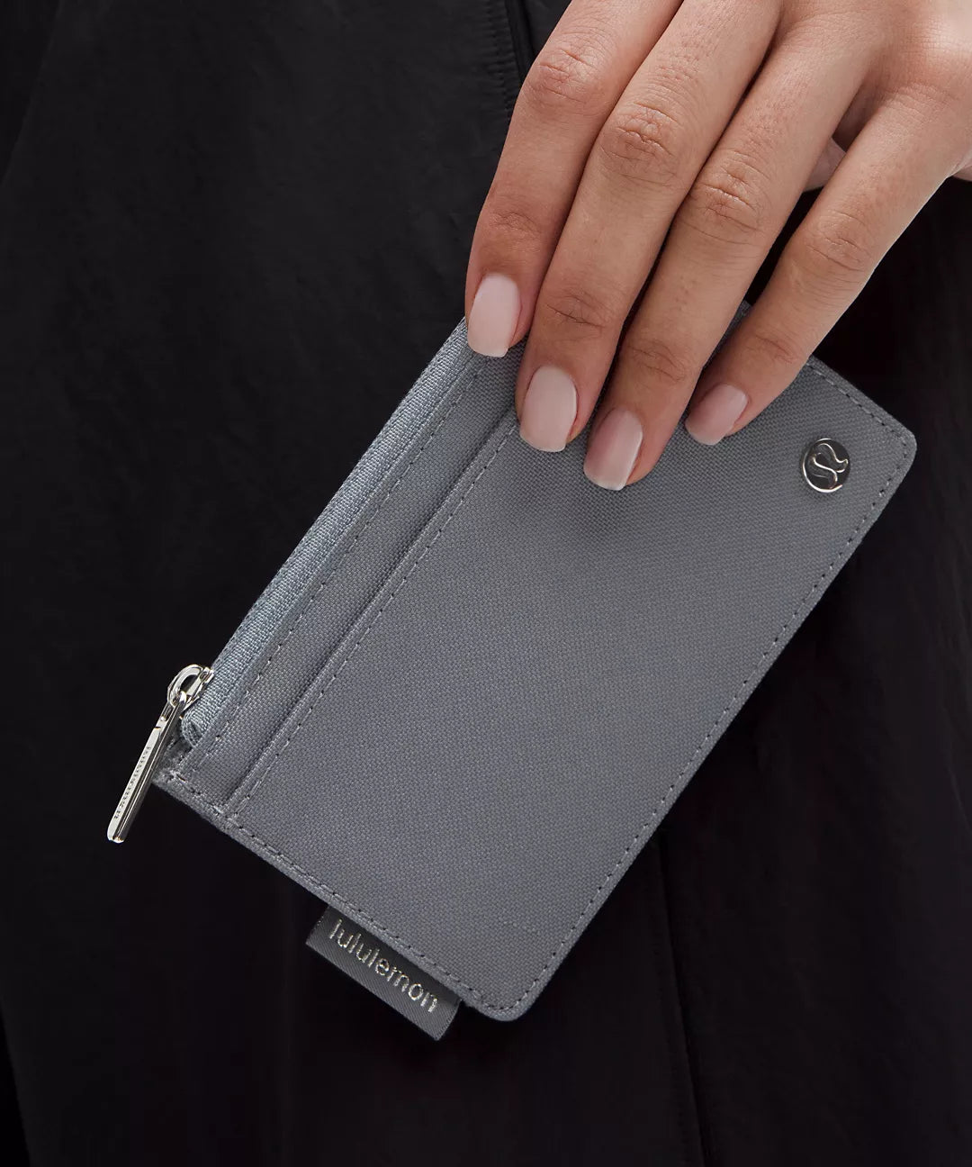 lululemon Women’s Clippable Card Pouch Wallet