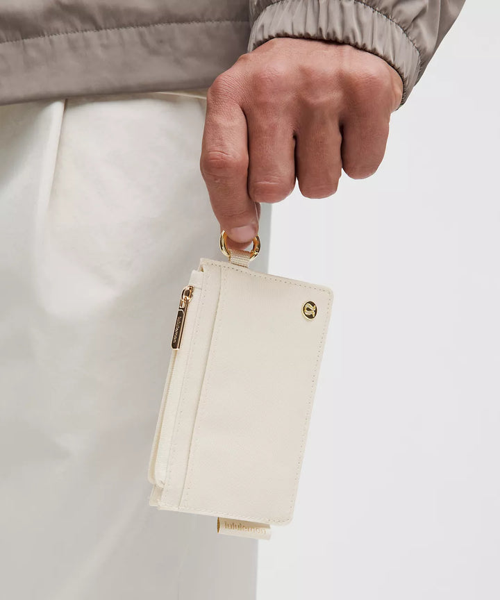 lululemon Women’s Clippable Card Pouch Wallet