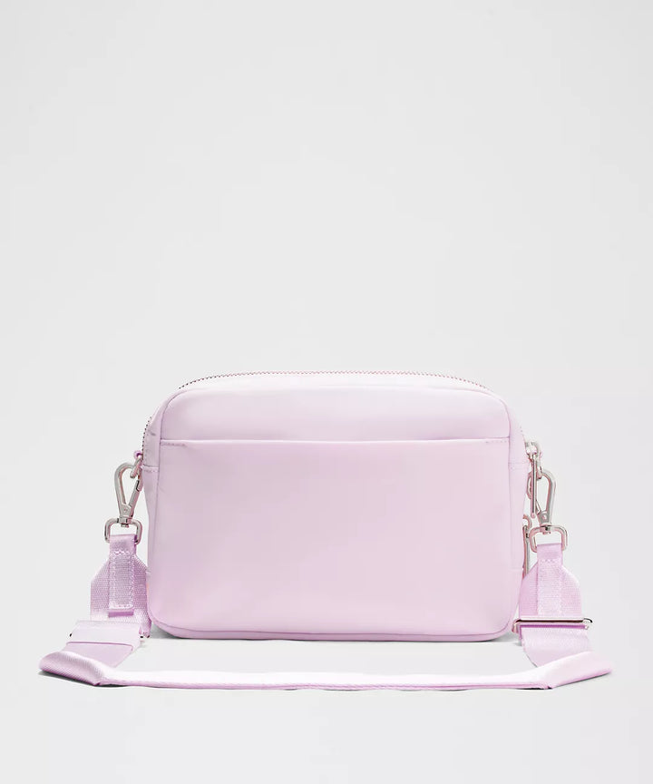 lululemon Unisex Everywhere Large Crossbody Bag 3L