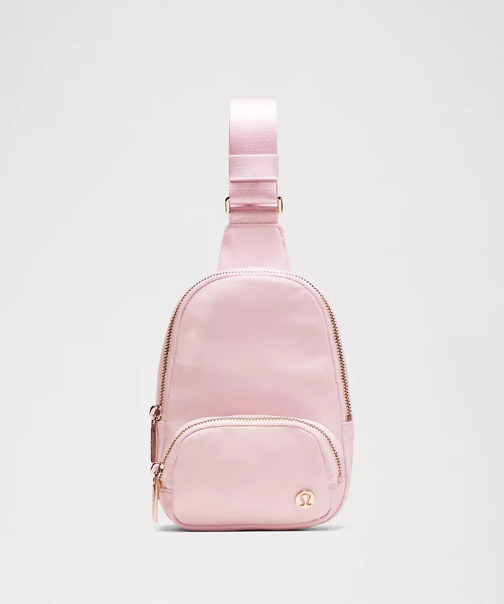 Everywhere Sling Bag Small 2L