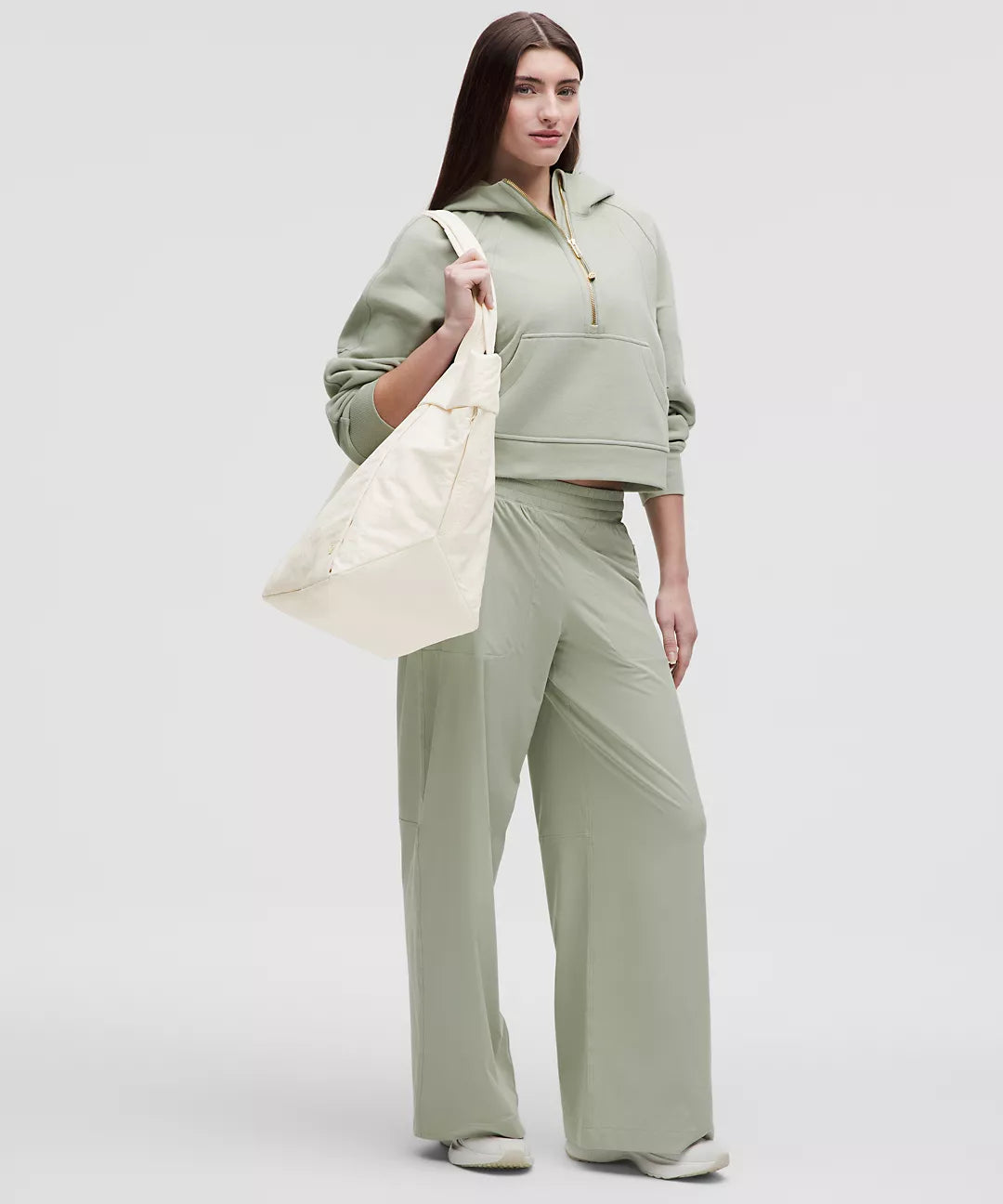 Lululemon Women’s On My Level Carryall Tote Bag 27.5L