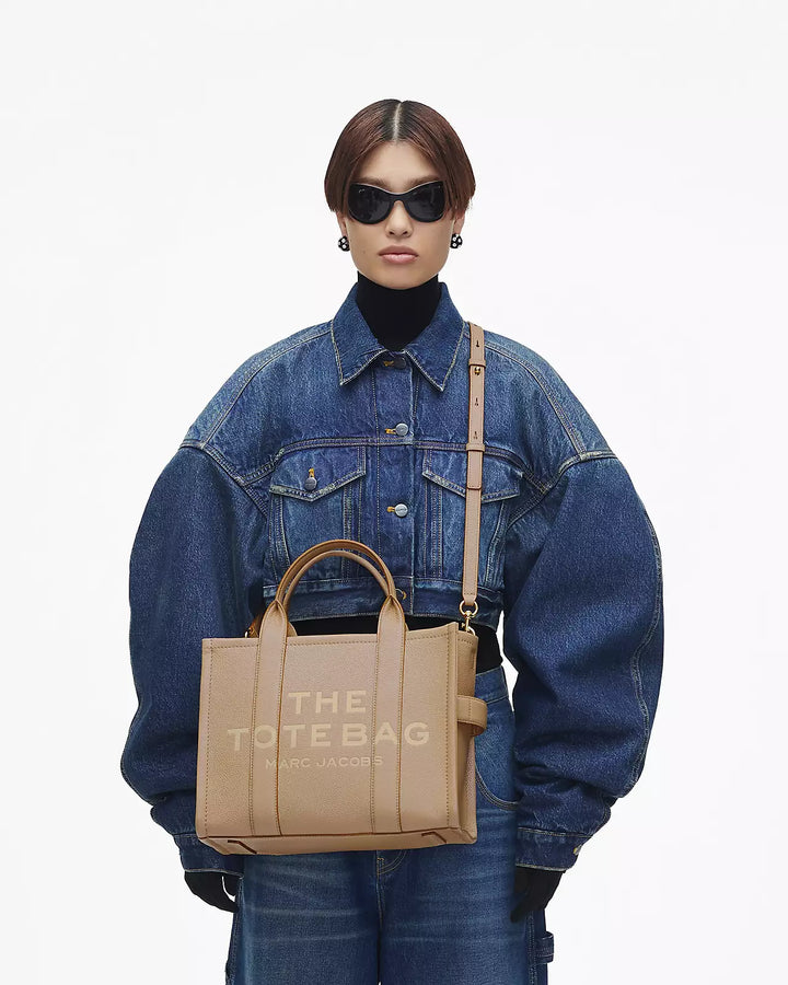 Marc Jacobs Women's The Leather Medium Tote Bag