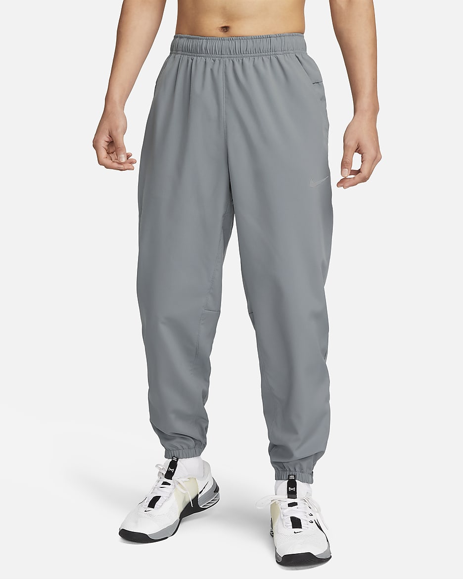 Nike Men’s Form Dri-FIT Tapered Versatile Pants