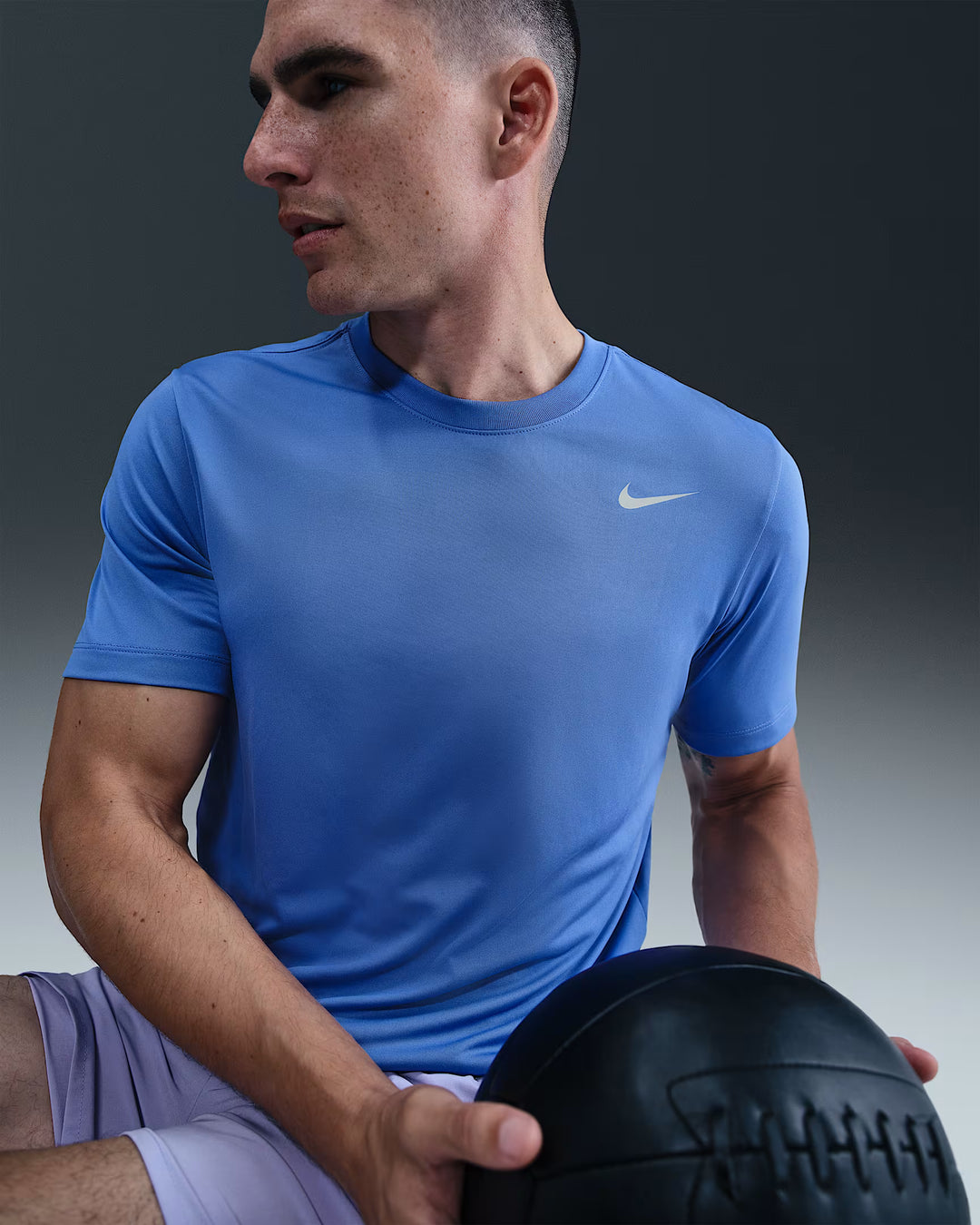 Nike Men Dri-FIT Legend T-Shirt