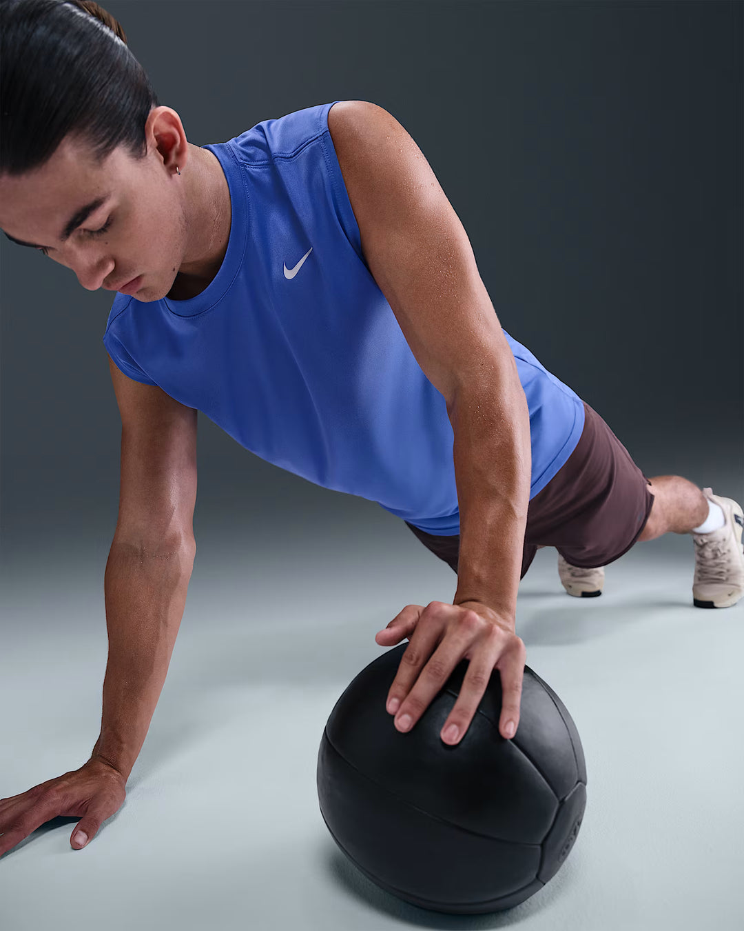 Nike Dri-FIT Legend Men's Sleeveless Fitness T-Shirt