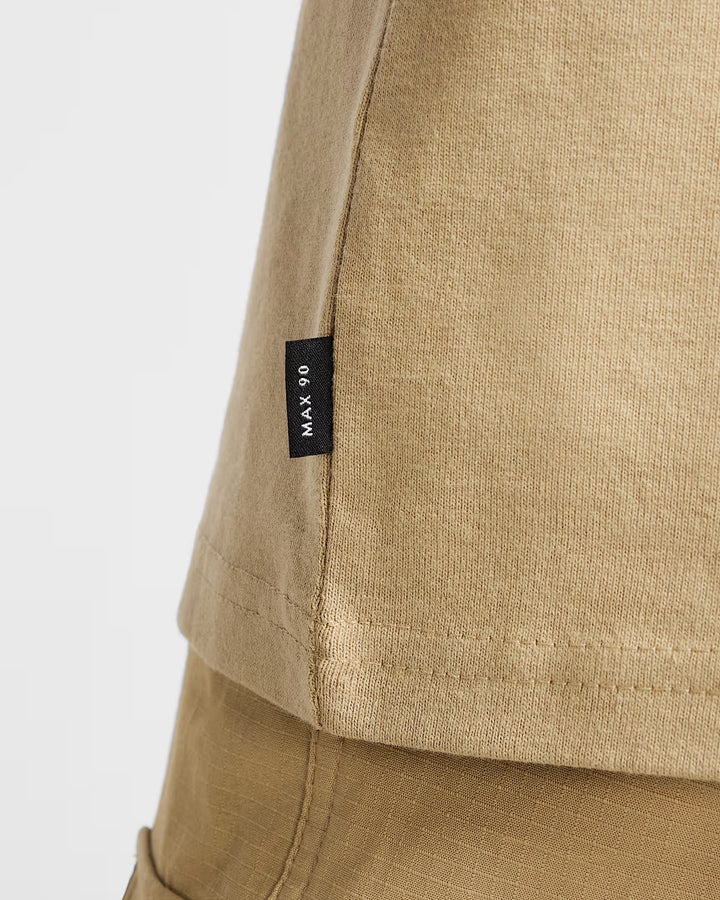 Nike Sportswear Premium Essentials