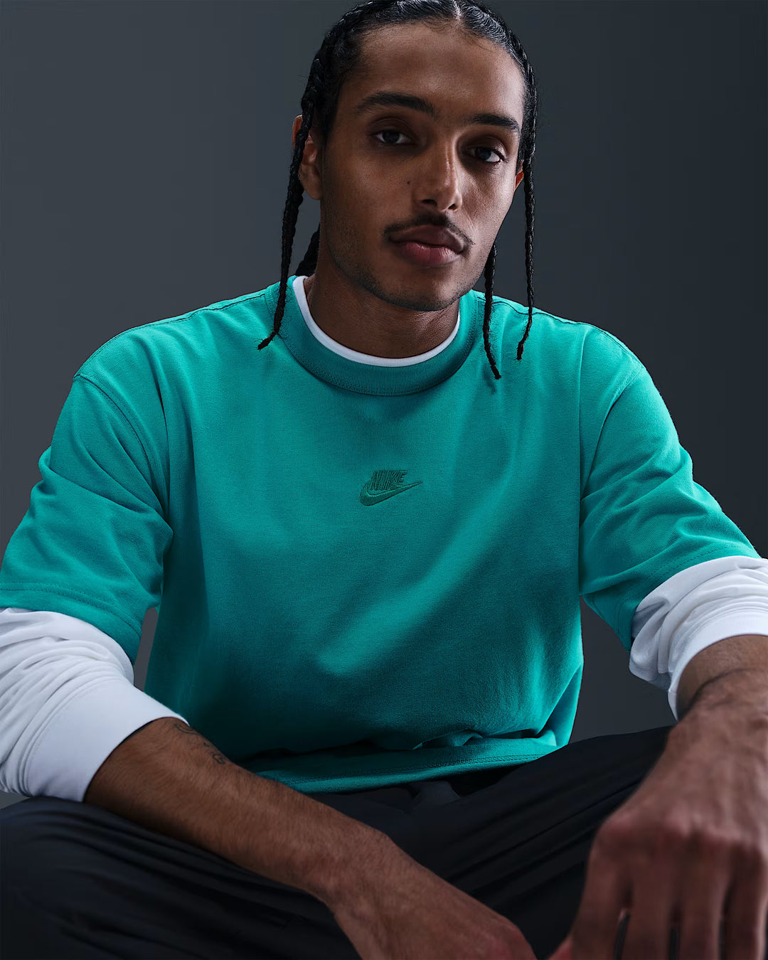 Nike Sportswear Premium Essentials