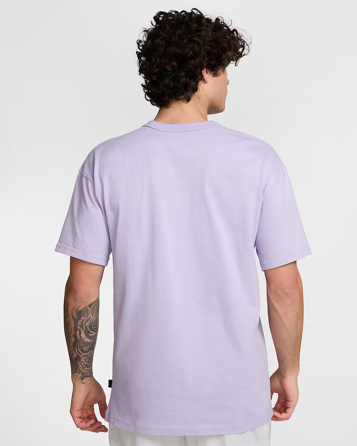 Nike Sportswear Premium Essentials