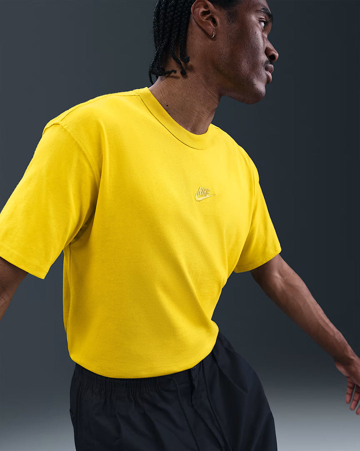 Nike Sportswear Premium Essentials