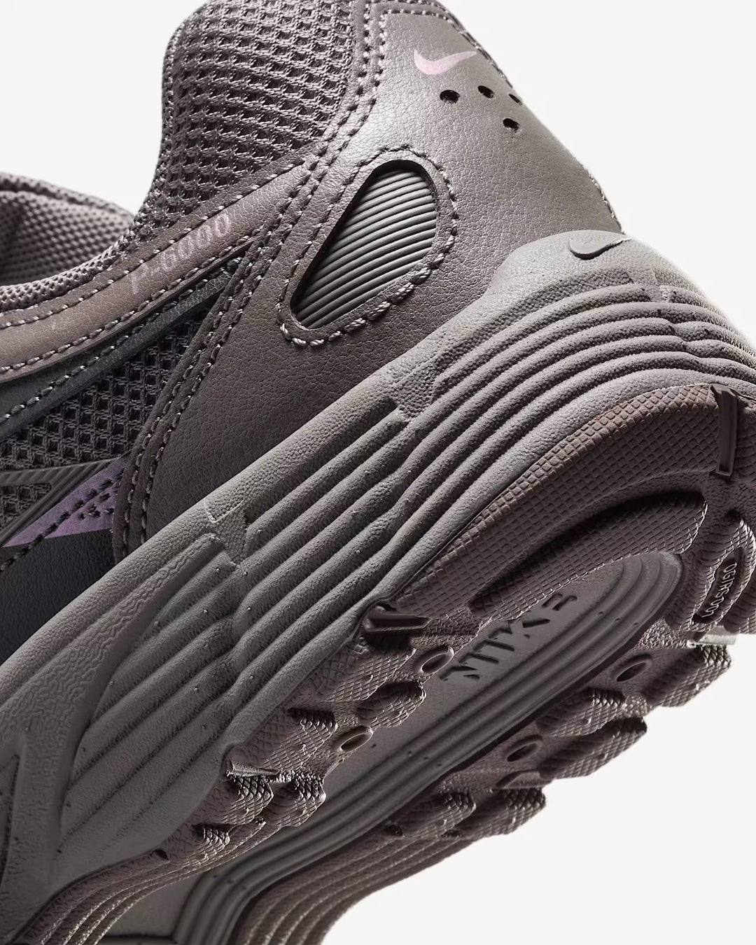 Nike Kid's P-6000 Shoes