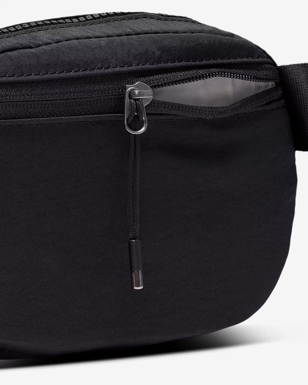 Nike Unisex Aura Crossbody Bag