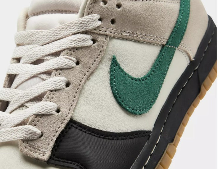 Nike Men's Dunk Low Retro