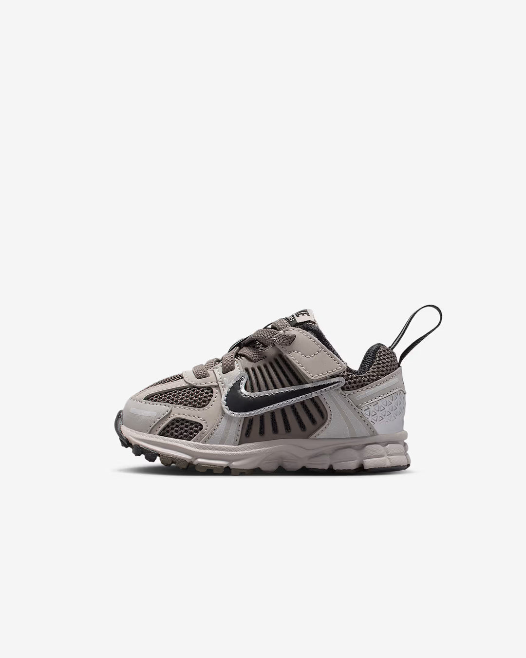 Nike Kids' Vomero 5 Shoes