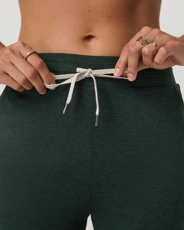 Vuori Halo Essential Wideleg Pant