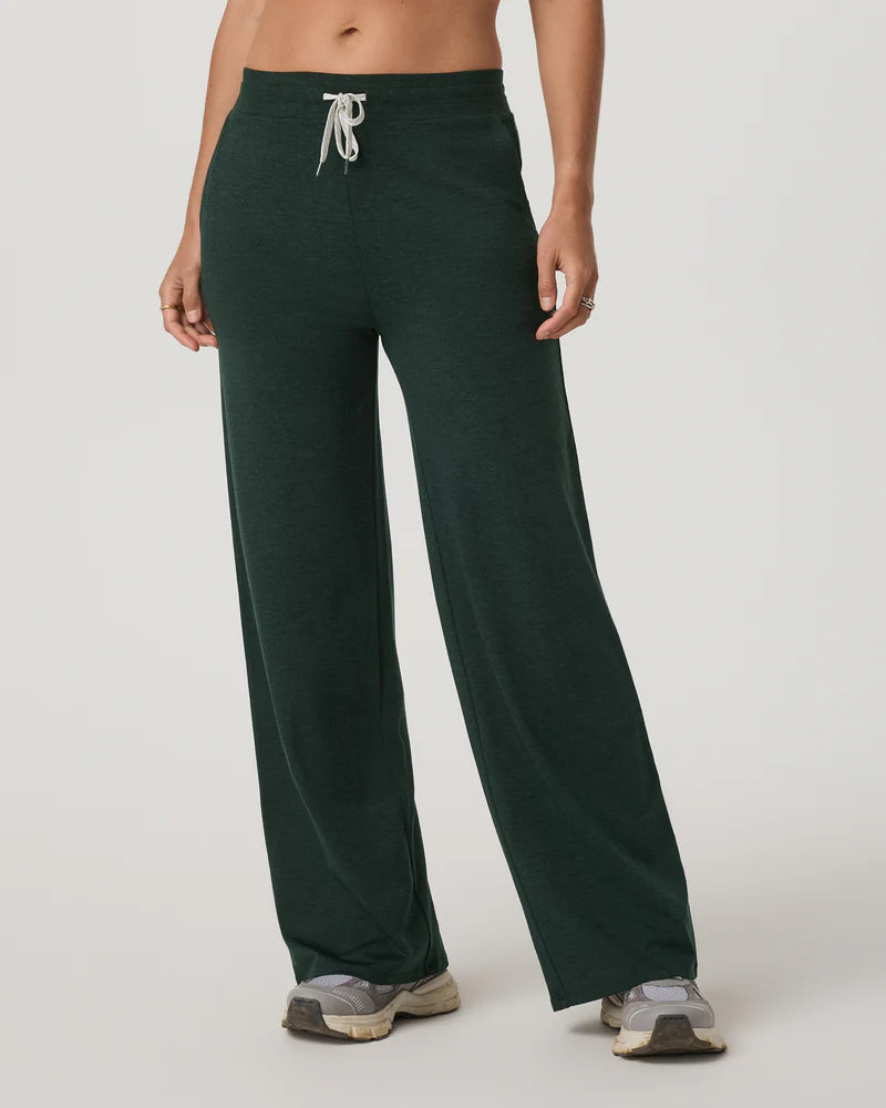 Vuori Halo Essential Wideleg Pant