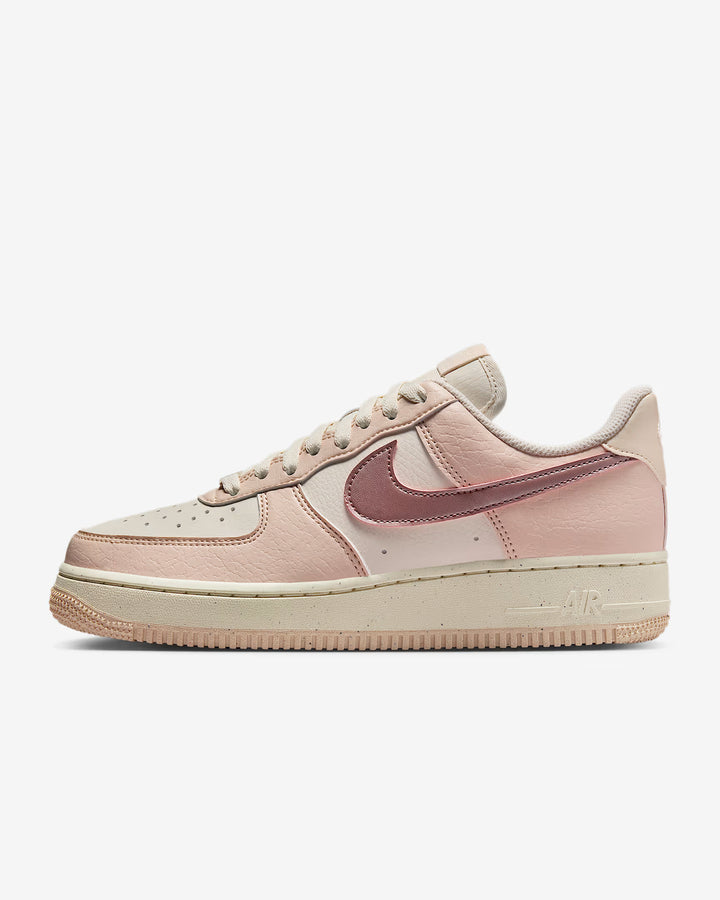 Nike Women's Air Force 1 07 Next Nature Shoes