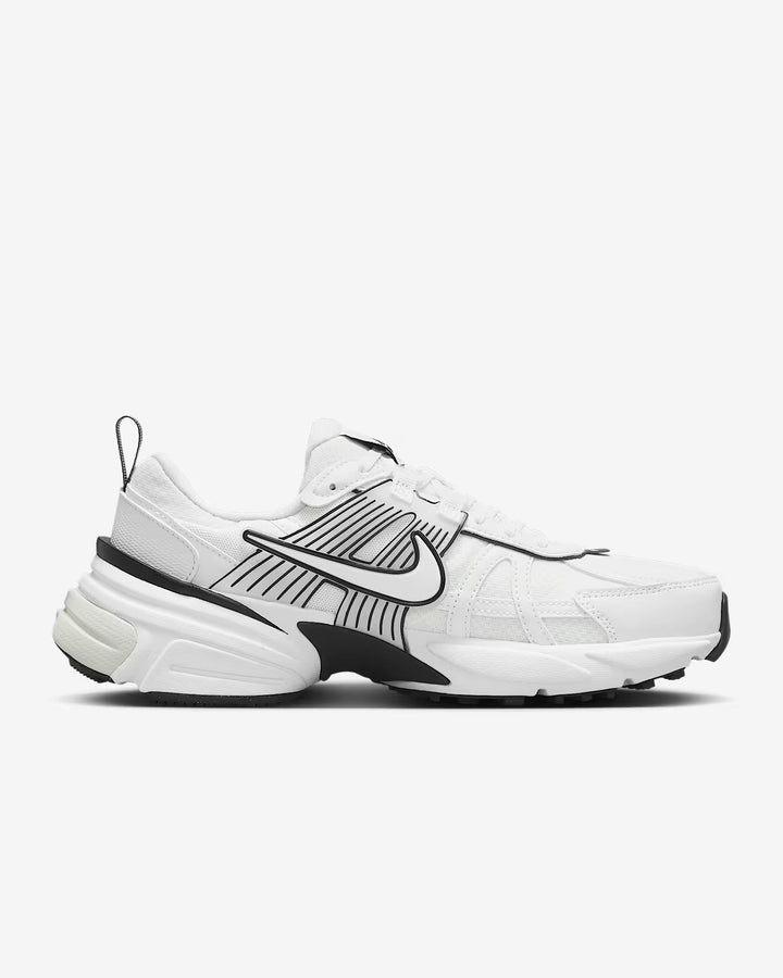 Nike Women's V2K Run Shoes