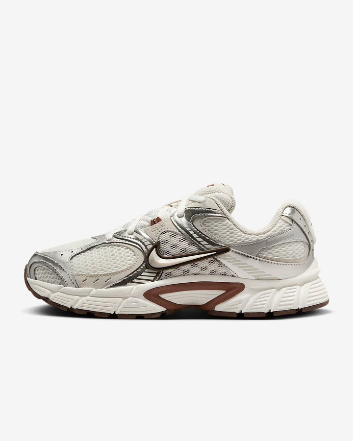 Nike Women's V5 RNR  Shoes