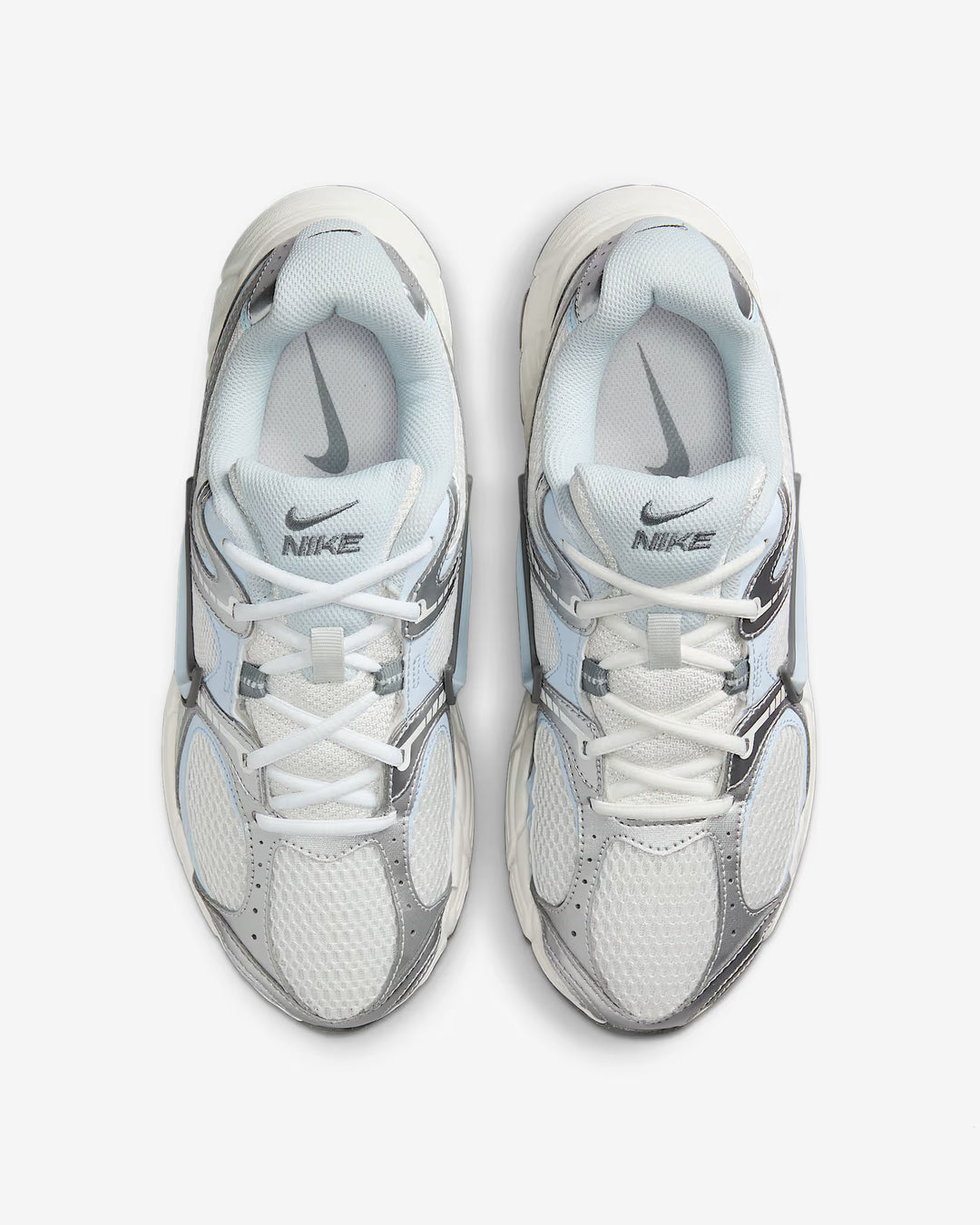 Nike Women's V5 RNR  Shoes