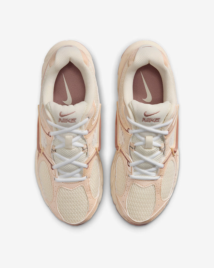 Nike Women's V5 RNR  Shoes