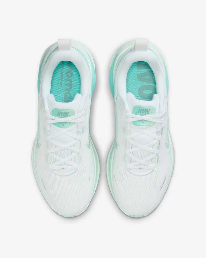 Nike Women's Vomero 18 Shoes