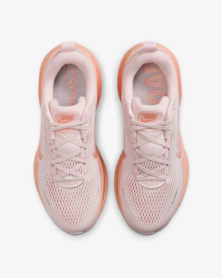 Nike Women's Vomero 18 Shoes