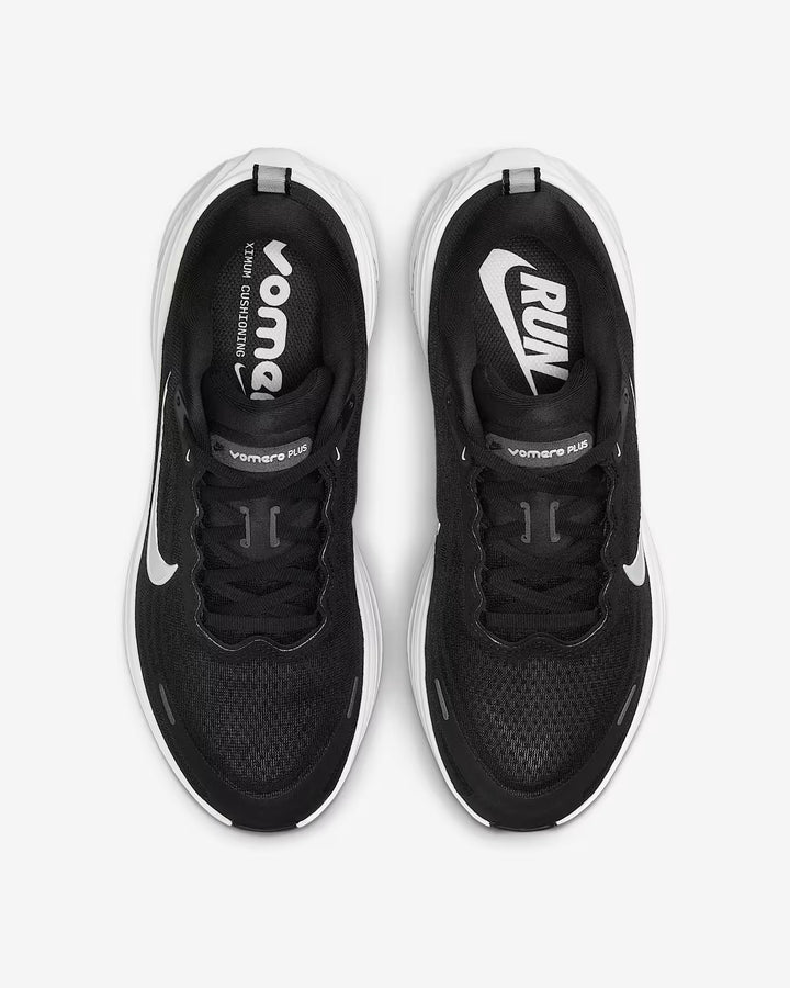 Nike Women's Vomero Plus Shoes