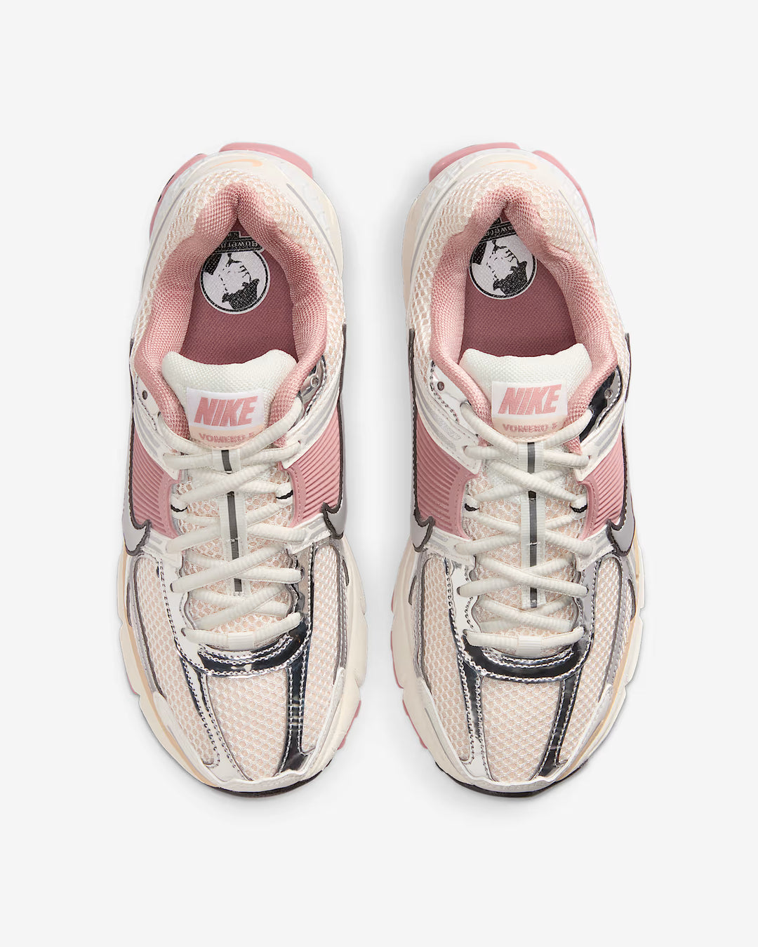 Nike  Women's Zoom Vomero 5  Shoes