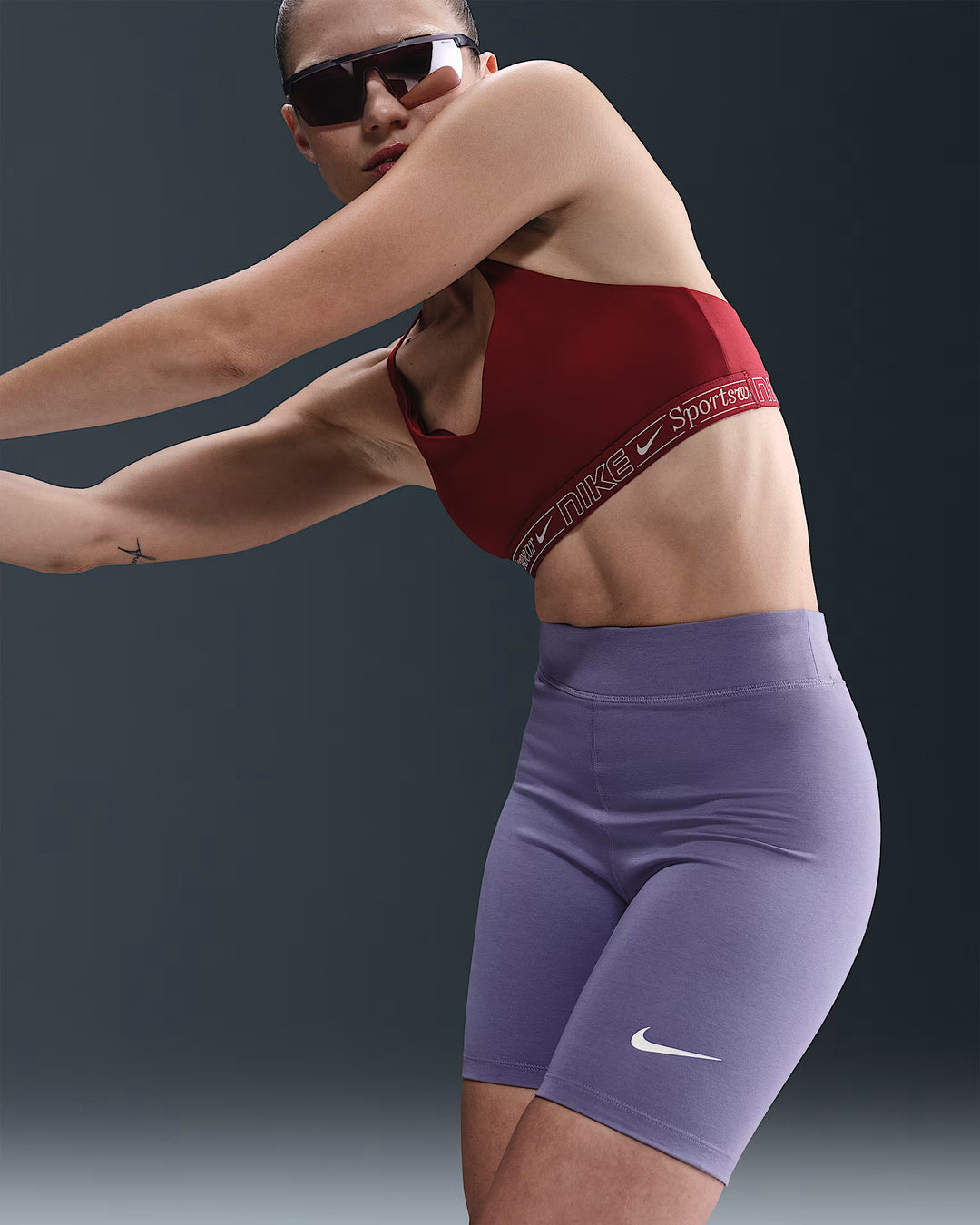 Nike Women's Sportswear Classic High-Waisted 8" Biker Shorts