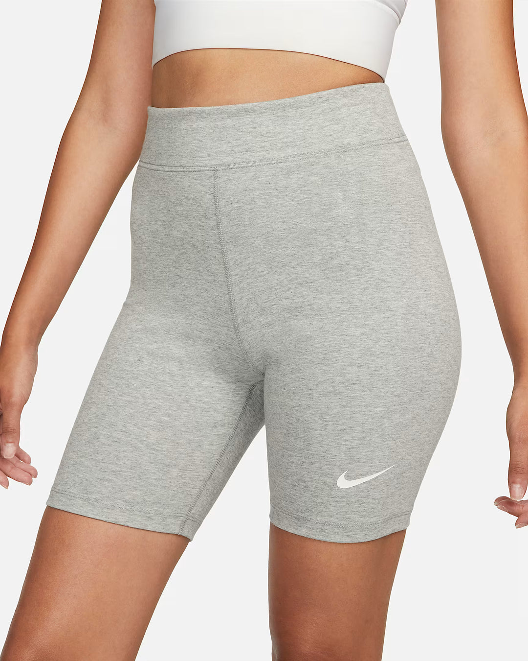 Nike Women's Sportswear Classic High-Waisted 8" Biker Shorts