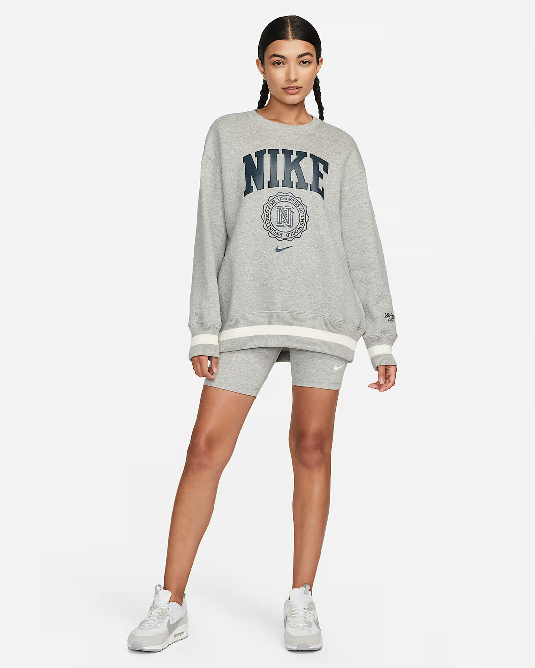 Nike Women's Sportswear Classic High-Waisted 8" Biker Shorts