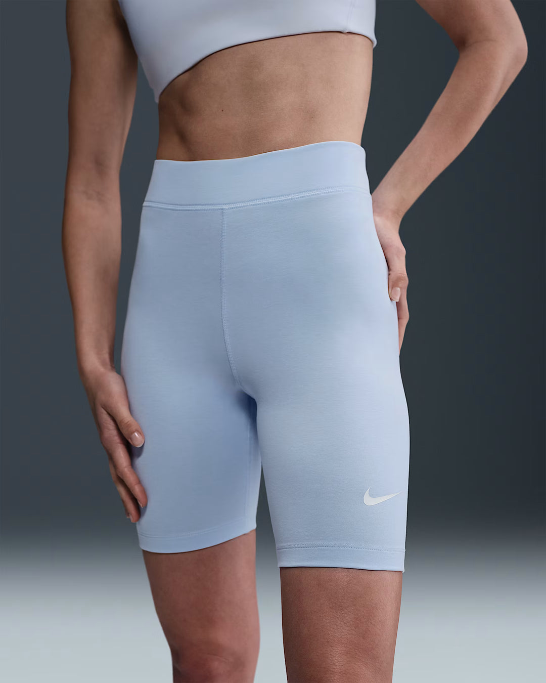 Nike Women's Sportswear Classic High-Waisted 8" Biker Shorts