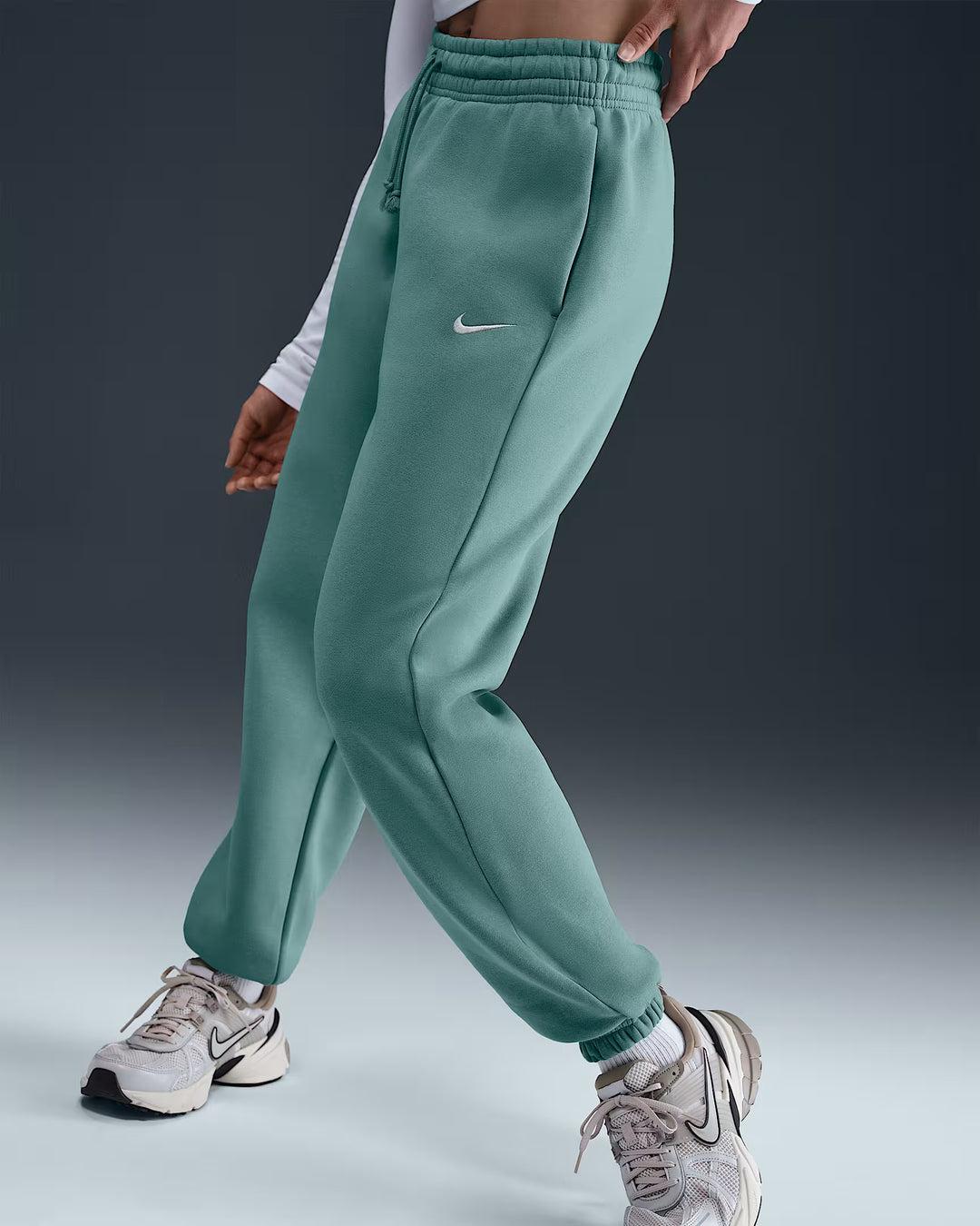 Nike Women's Sportswear Phoenix Fleece High-Waisted Oversized Sweatpants
