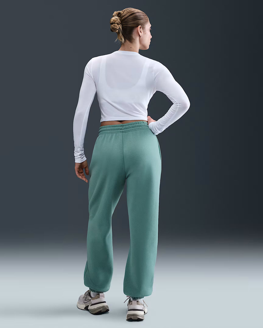 Nike Women's Sportswear Phoenix Fleece High-Waisted Oversized Sweatpants