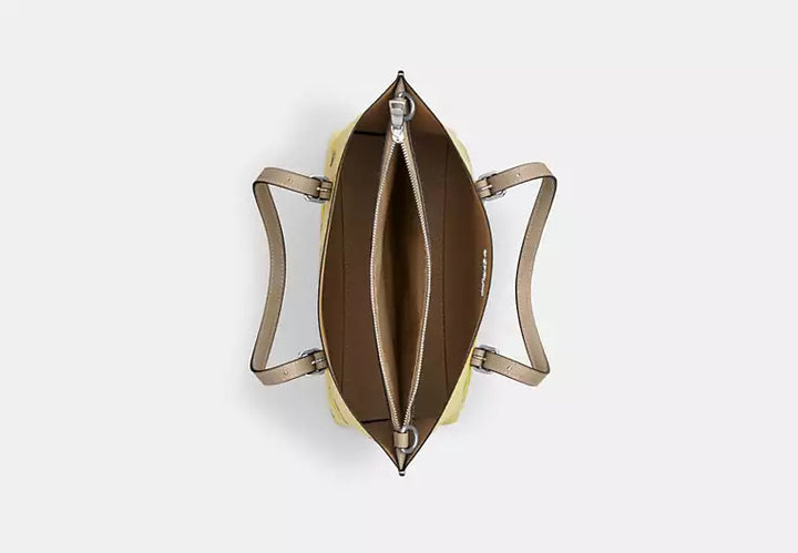 Coach Outlet Women’s Mollie Tote Bag 25